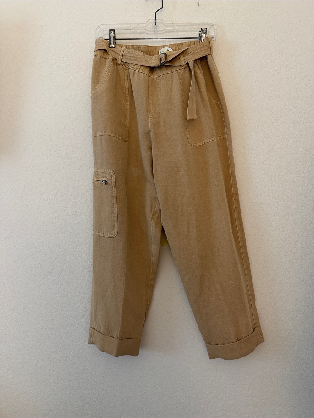 Women’s Caramel cargo pants.